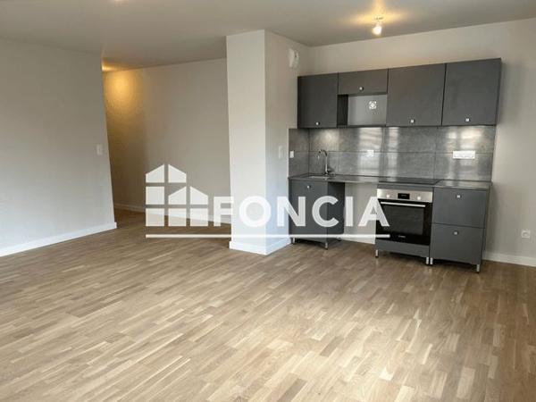 Location Appartement 3 pièces 69.3 m² - 5 RUE DU PETIT BOUILLON Chartres 28000