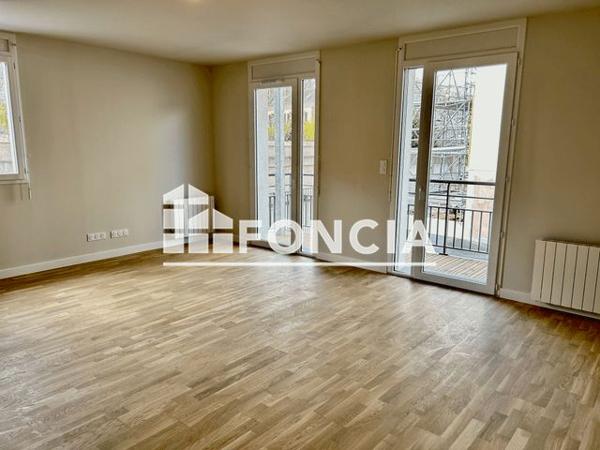 Location Appartement 3 pièces 69.3 m² - 5 RUE DU PETIT BOUILLON Chartres 28000