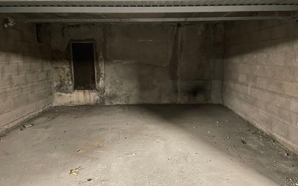 Stationnement à vendre    21,21 m2 Paris 11