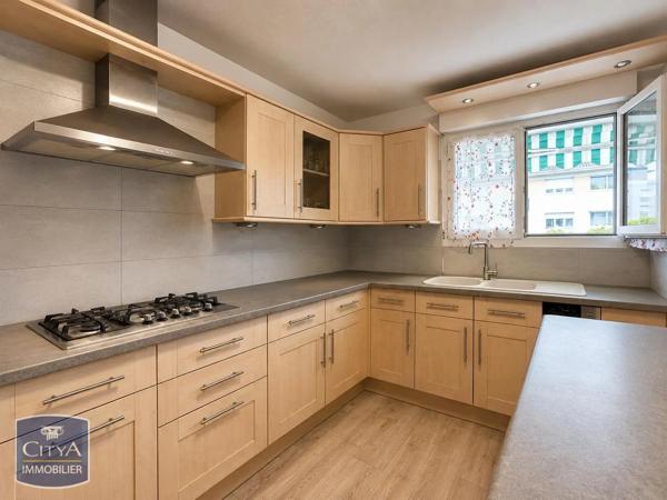 Appartement à vendre 4 pièces 92m² Valleiry (74520)