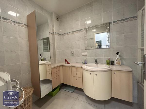 Appartement à vendre 4 pièces 91m² Valleiry (74520)