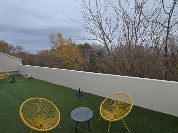 Maison  6 pièce(s) 450 m2