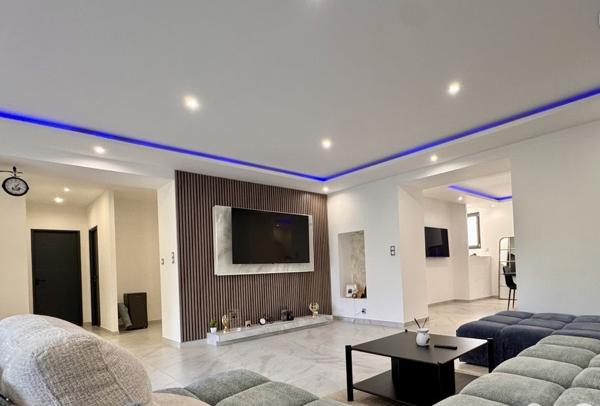 Maison  6 pièce(s) 450 m2