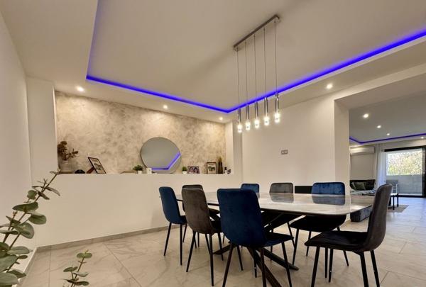 Maison  6 pièce(s) 450 m2