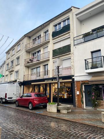 ST BREVIN LES PINS - CENTRE VILLE,  
St brevin les pins 44250