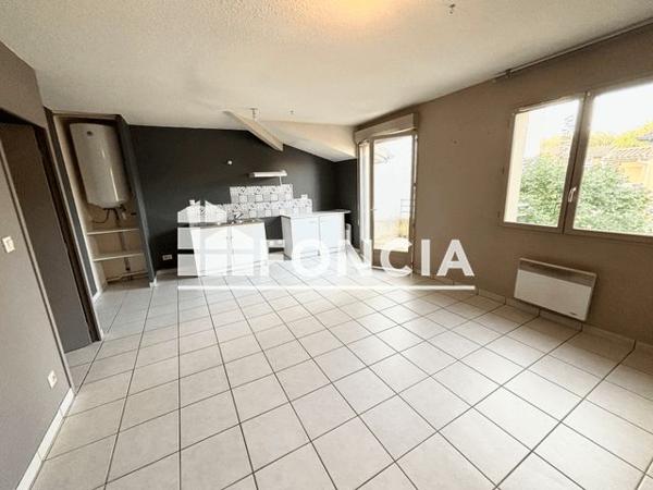 Location Appartement 2 pièces 43.9 m² - 27 RUE CHORIER Bourg Les Valence 26500