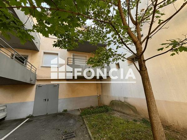 Location Appartement 2 pièces 43.9 m² - 27 RUE CHORIER Bourg Les Valence 26500