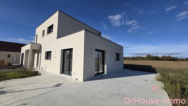 Maison à vendre 6 pièces de 142 m²