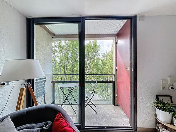 GARE/ LAFAYETTE Type 2 duplex avec ascenseur et stationnement privatif