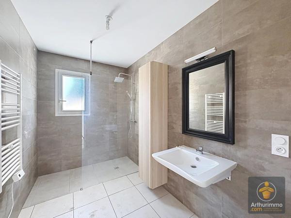 Location                                                      Maison
                        
                     3 pièces                      78 m2                     à Mimizan