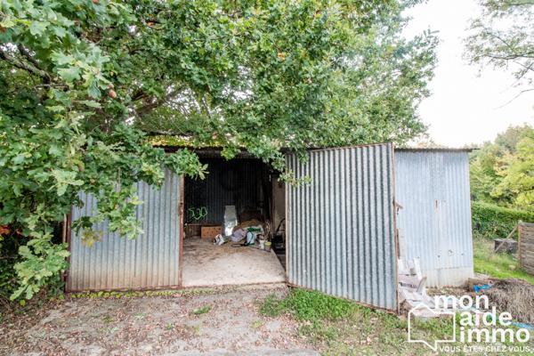 Maison plain-pied rénovée et vaste terrain constructible