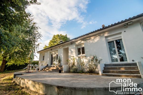 Maison plain-pied rénovée et vaste terrain constructible