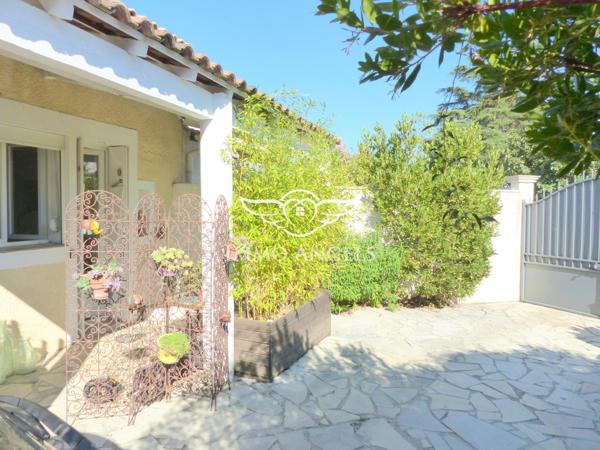 Maison T4-5 de 130m² sur 350m² de terrain