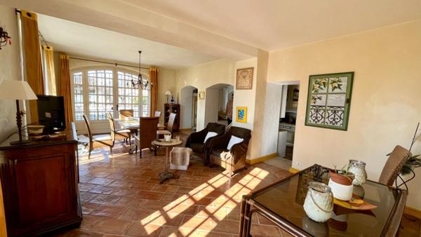 Maison Avignon 15 pièce(s) 400 m2      1 144 500