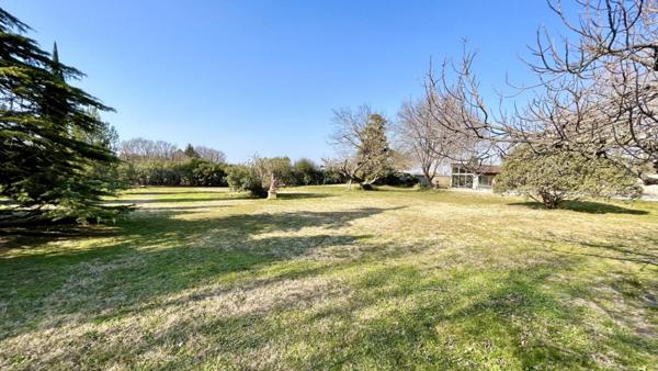 Maison Avignon 15 pièce(s) 400 m2      1 144 500