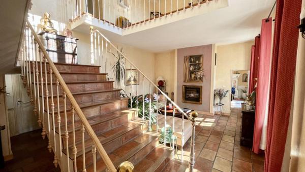 Maison Avignon 15 pièce(s) 400 m2      1 144 500