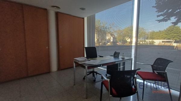 BUREAUX À LOUER – WITTENHEIM – ESPACE PROFESSIONNEL AVEC 2 GARAGES