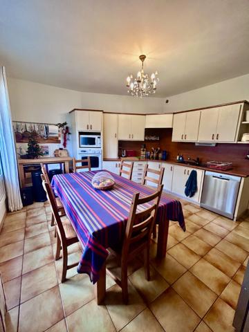 Appartement 4 Chambres et grand garage . Nantes Talensac - L'Agence Locale