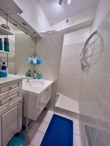 Appartement 4 Chambres et grand garage . Nantes Talensac - L'Agence Locale
