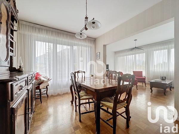 Location appartement 3 pièces 92 m² Annecy-le-Vieux