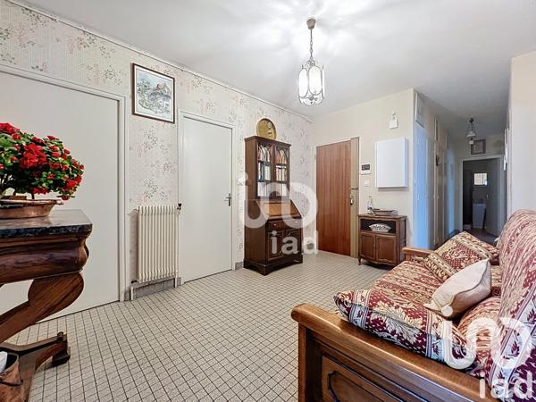 Location appartement 3 pièces 92 m² Annecy-le-Vieux