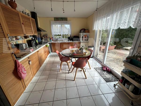 TOP EXCLU !!! PAVILLON 200M2 PLUS SOUS SOL  SUR 1250M2 TERRAIN