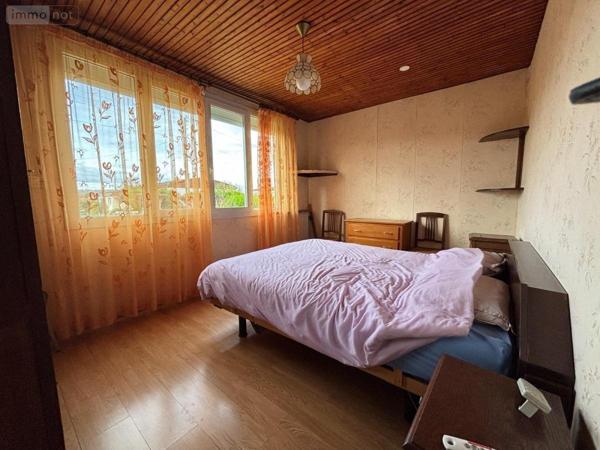 Maison à vendre à Saint-Aubin-lès-Elbeuf en Seine-Maritime (76410), ref : 27063-1377