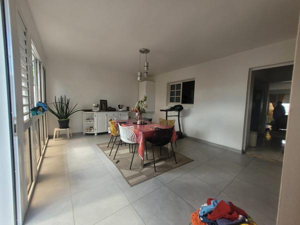 Baie-Mahault (97122) VILLA T5 A VENDRE + T2 A BAIE MAHAULT