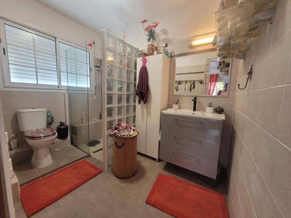 Baie-Mahault (97122) VILLA T5 A VENDRE + T2 A BAIE MAHAULT