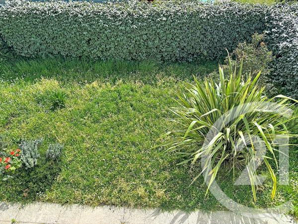 Maison à vendre  5 pièces - 114,21 m 2   GRADIGNAN  - 33