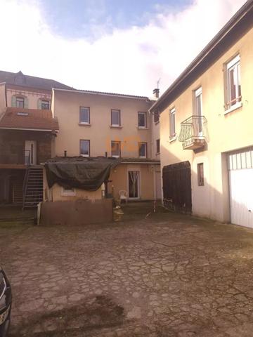 Ensemble immobilier à Decazeville