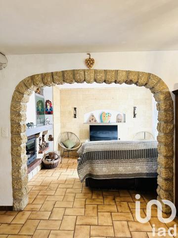 Maison traditionnelle 5 pièces de 113 m² à Port-de-Bouc (13110)