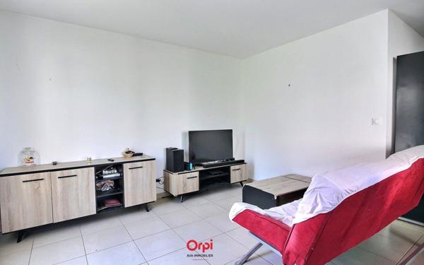 Appartement à vendre    3 pièces • 63 m2 Marseille 10
