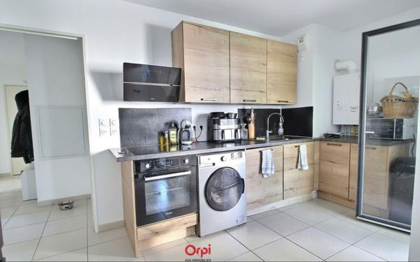 Appartement à vendre    3 pièces • 63 m2 Marseille 10
