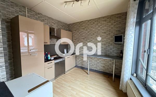 Immeuble à vendre    4 pièces • 138 m2 Auchel