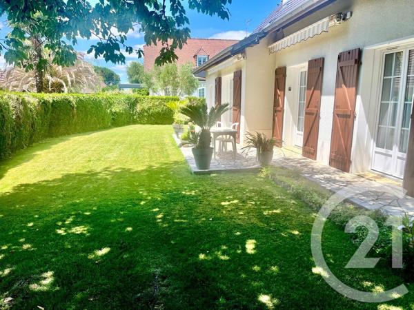 Maison à vendre  6 pièces - 133,53 m 2   LONS  - 64