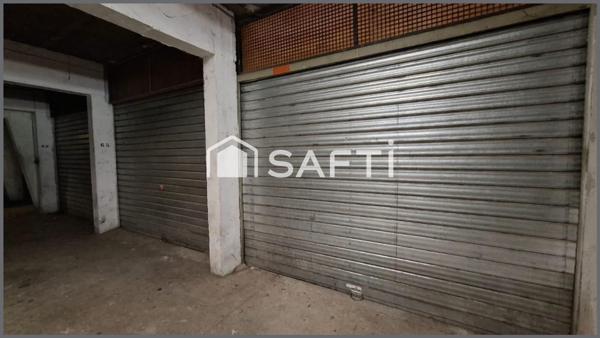 A VENDRE MARSEILLE 11ème  DEUX  GRANDS GARAGES LOUES