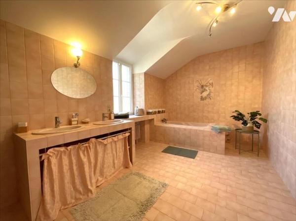 Maison 313 m² - MER