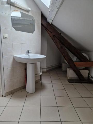 Location - Appartement Neuville-Saint-Rémy 59554 1 pièce 23 m 2