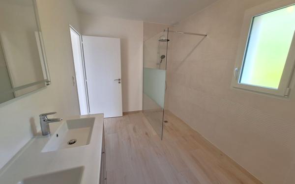 Maison à vendre    5 pièces • 133,47 m2 Médis