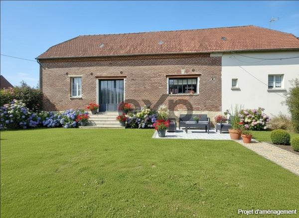 Ancien corps de ferme rénové avec dépendances