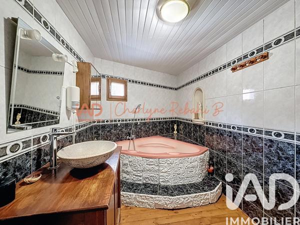Maison à vendre 7 pièces 239 m² La Côte-Saint-André