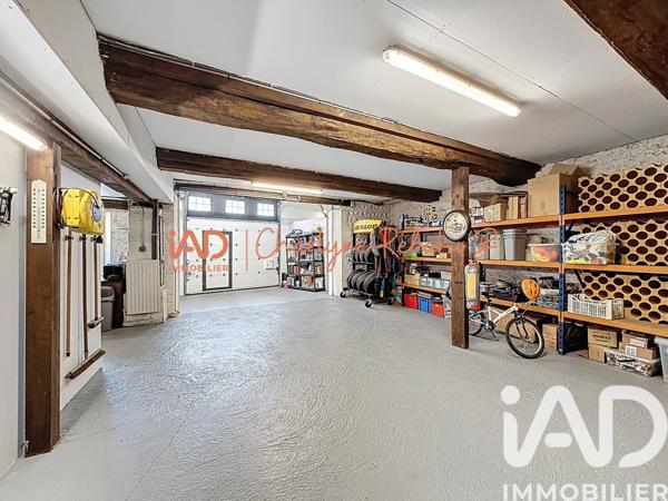 Maison à vendre 7 pièces 239 m² La Côte-Saint-André