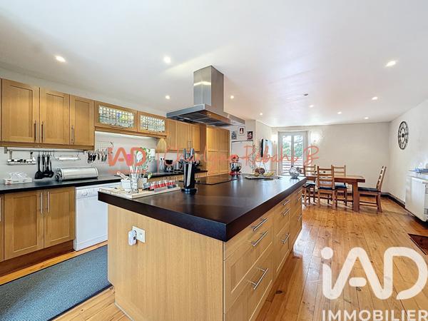 Maison à vendre 7 pièces 239 m² La Côte-Saint-André