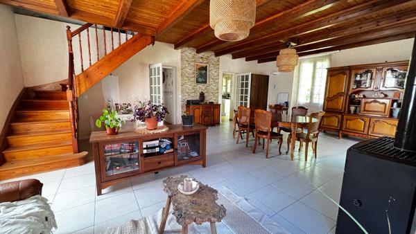 Maison en pierre Medis 170m² quartier très calme