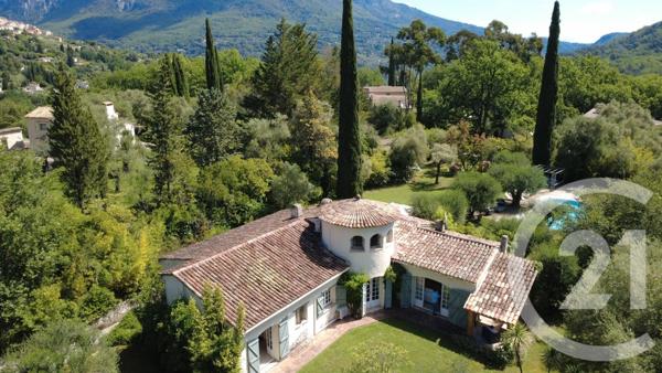 Maison à vendre  5 pièces - 214 m 2   GRASSE  - 06