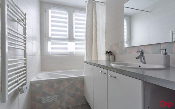 Appartement à vendre    3 pièces • 68,17 m2 Saint-Michel-sur-Orge