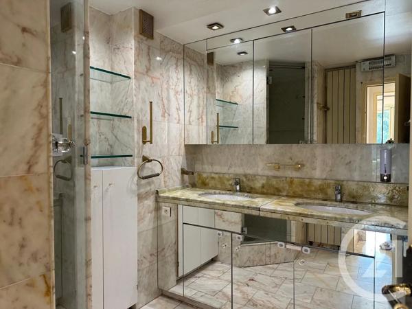 Appartement F3 à vendre  3 pièces - 74 m 2   CANNES  - 06