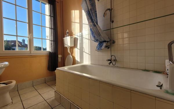 Maison à vendre    6 pièces •  Capbreton