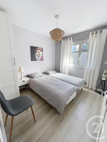 Maison à vendre  5 pièces - 127 m 2   EPINAL  - 88